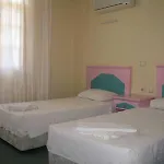 Gorkem & Oda ve Kahvaltı Ölüdeniz