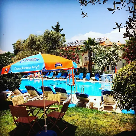 Gorkem & Oda ve Kahvaltı Ölüdeniz