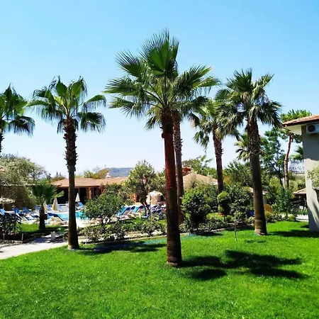 Gorkem & Oda ve Kahvaltı Ölüdeniz