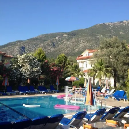 Gorkem & Nocleg ze śniadaniem 3*